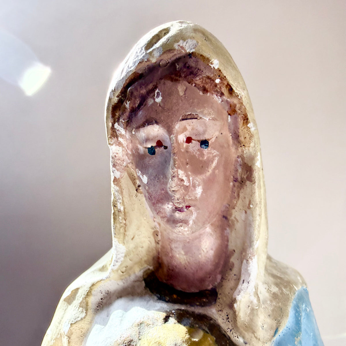 Marienstatue offenes Herz