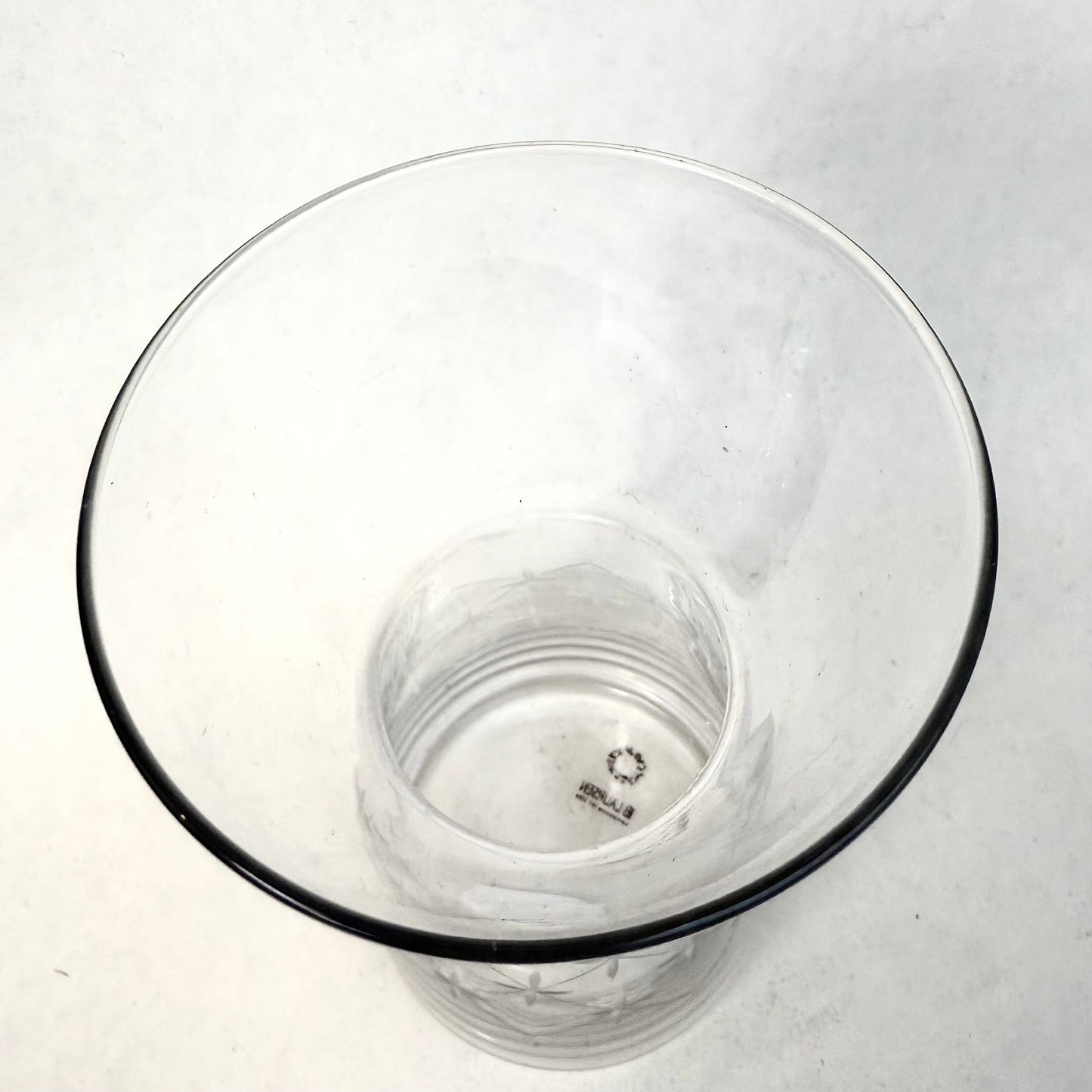 Hyazinthenvase graviert