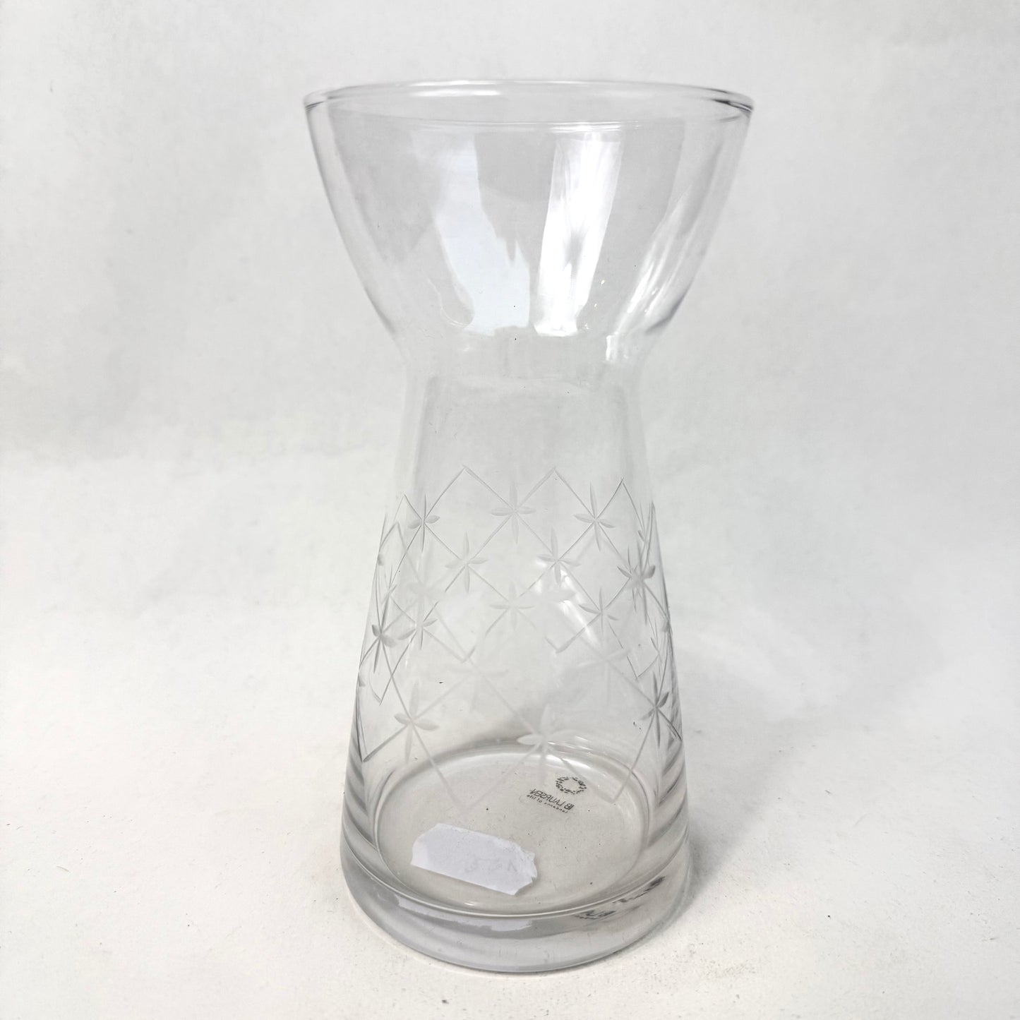 Hyazinthenvase graviert