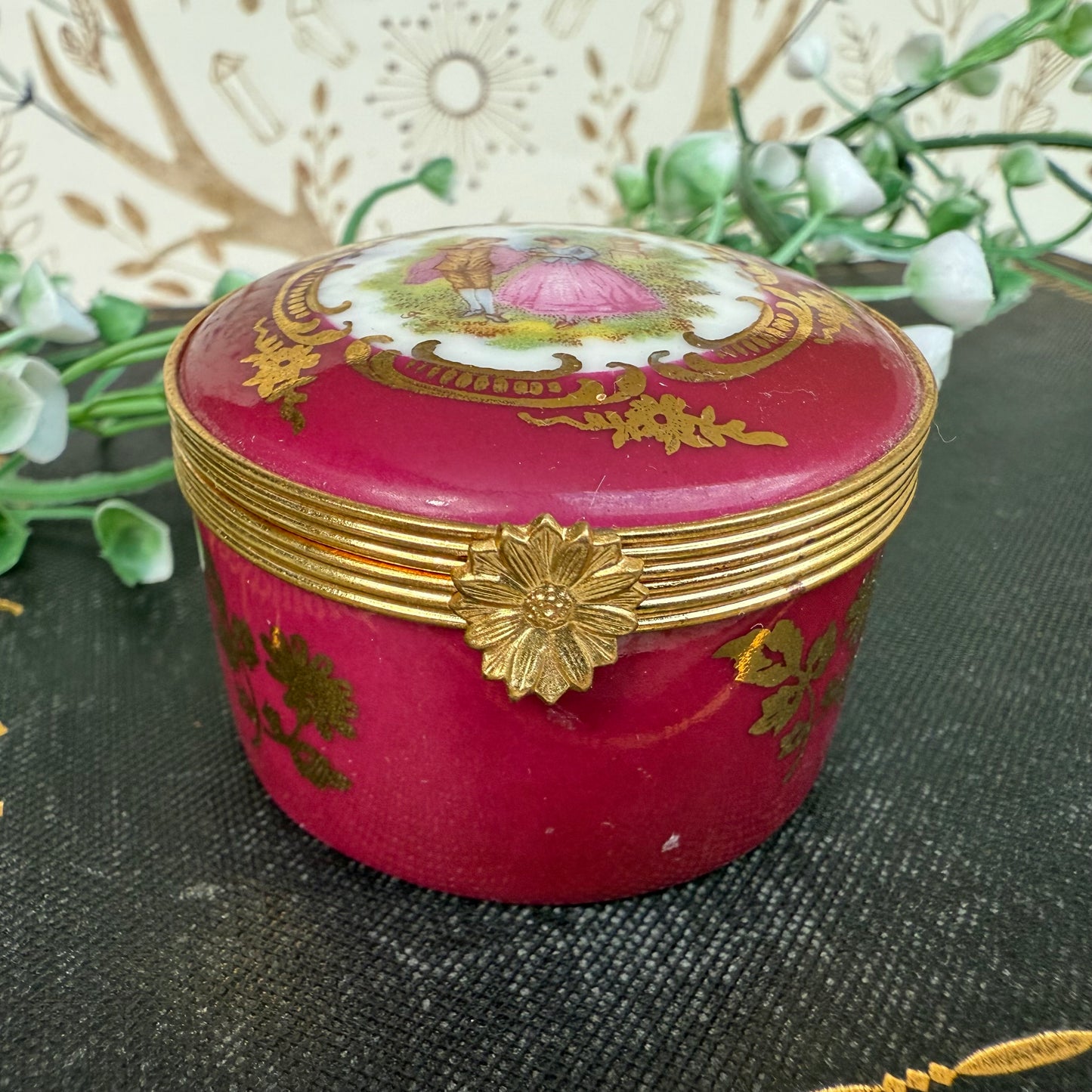 Pompadour Limoges Döschen pink