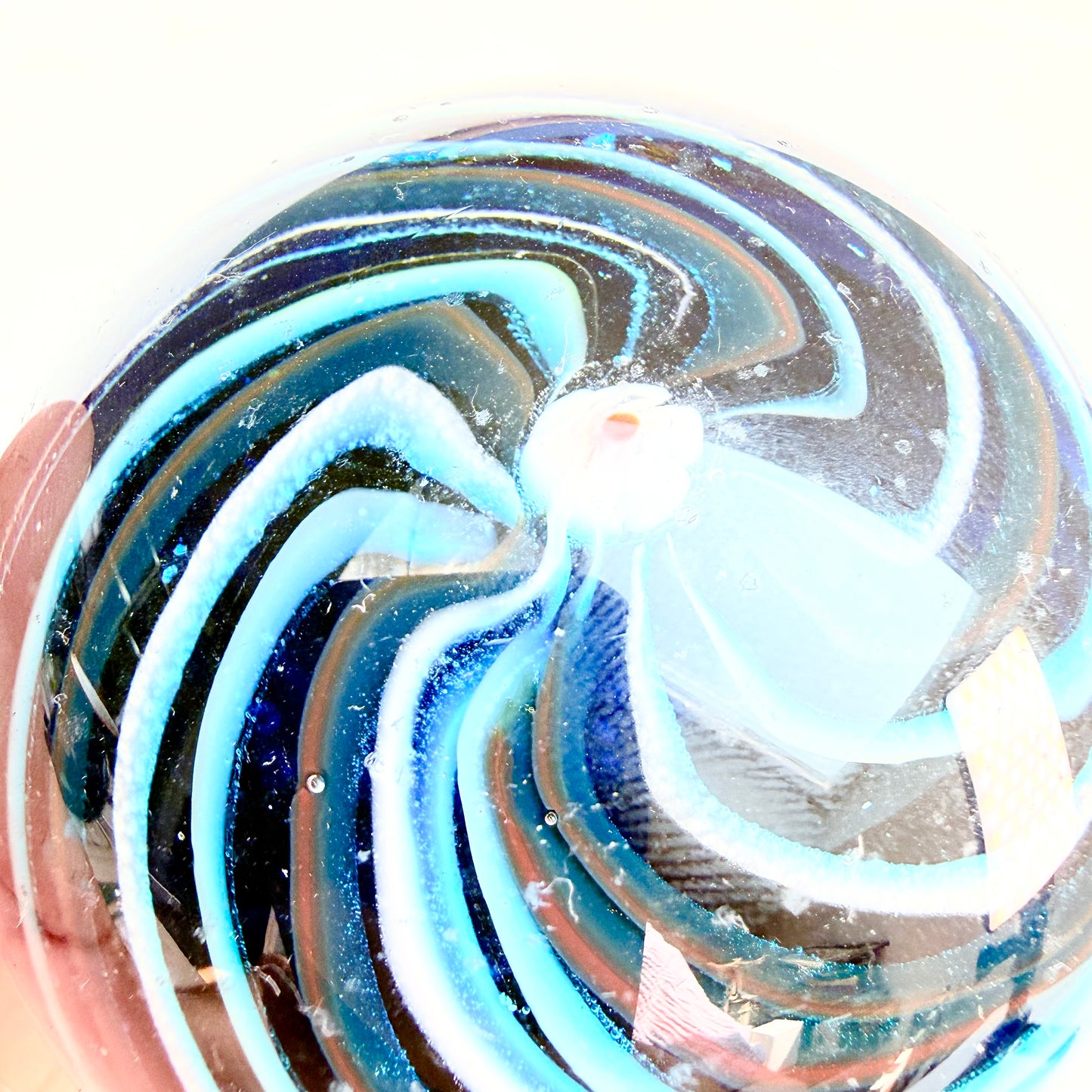 Briefbeschwerer blau