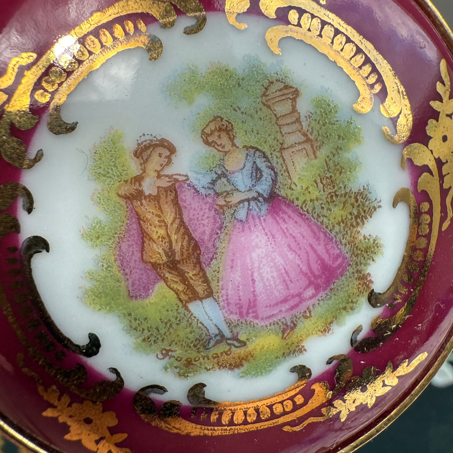 Pompadour Limoges Döschen pink