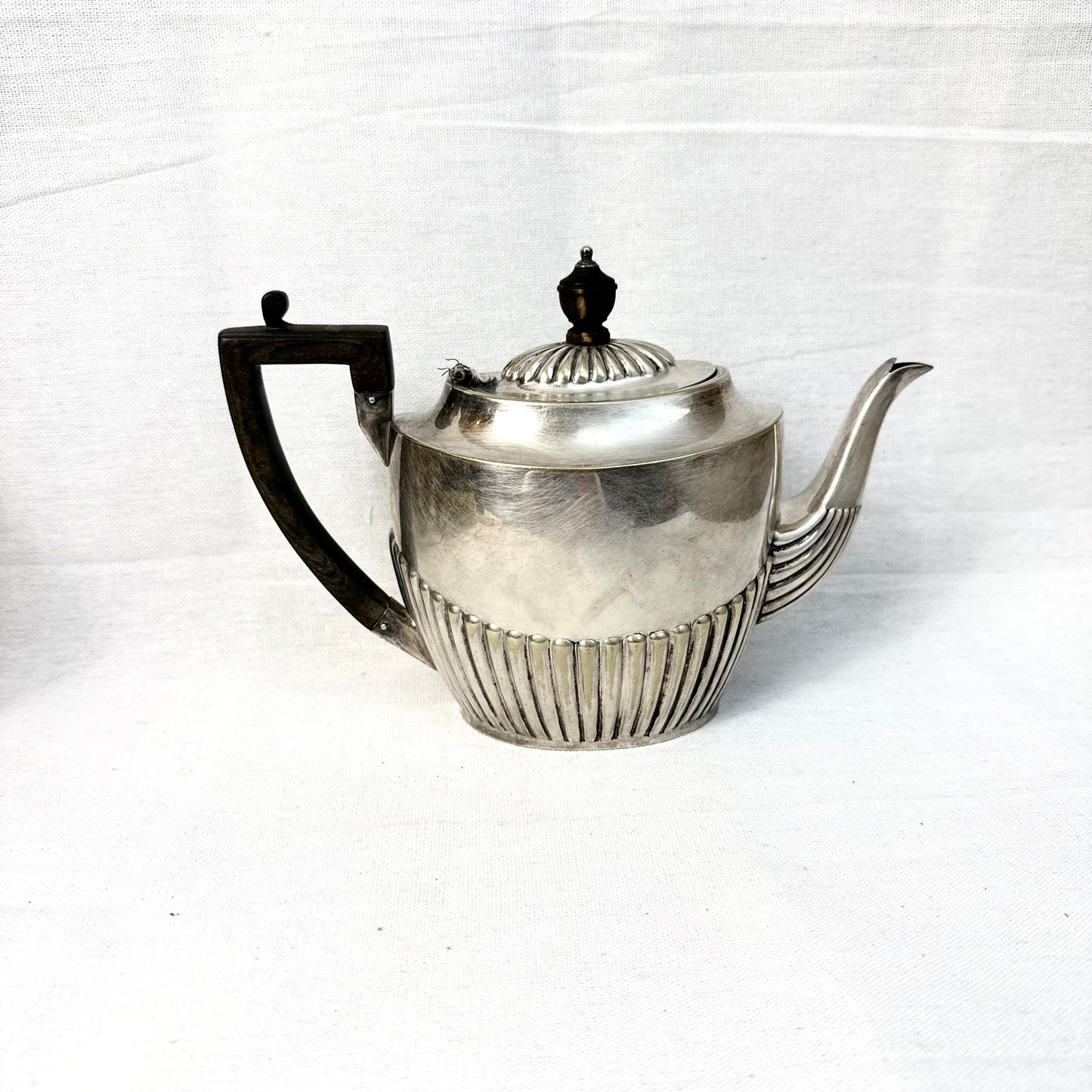 Teekanne versilbert England 1930
