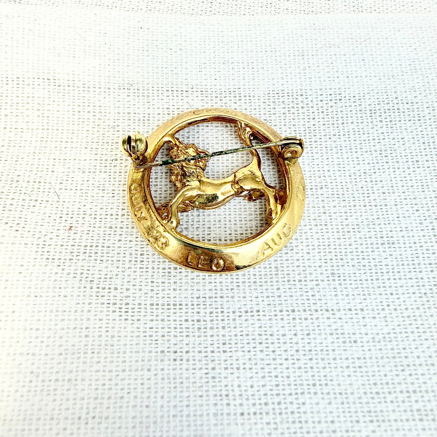 Trifari Sternzeichen Brosche Löwe