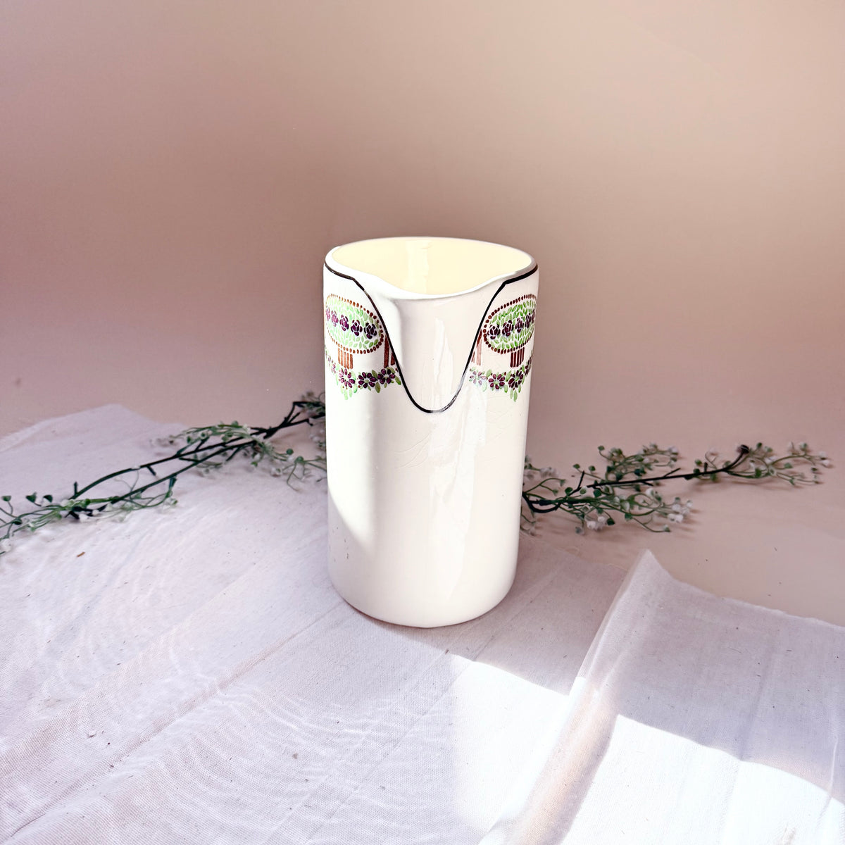 Großer Art Déco Krug