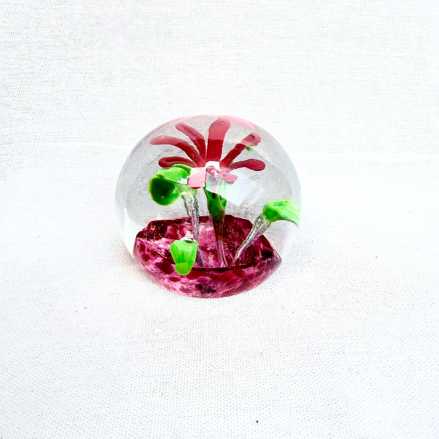 Briefbeschwerer Blume lila