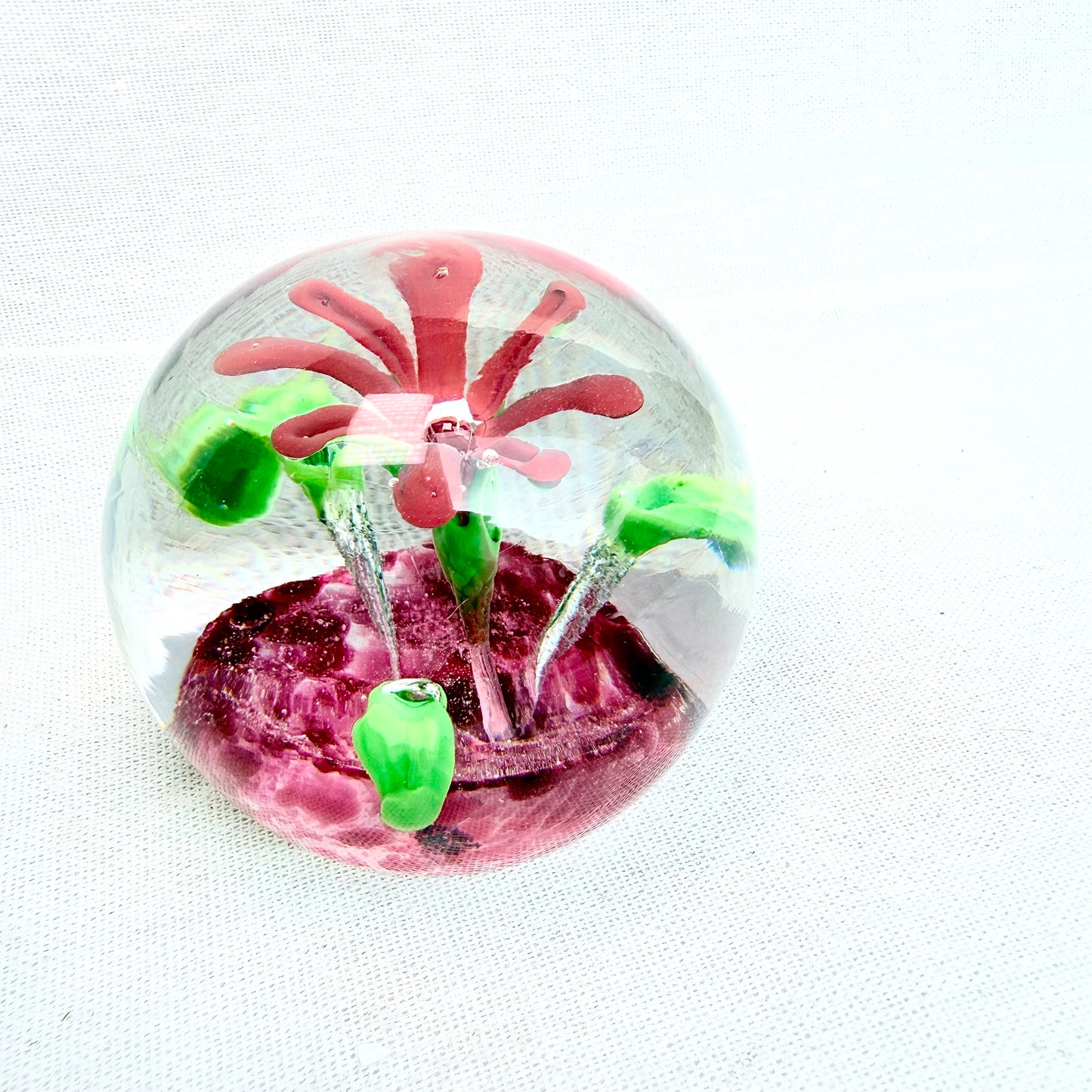 Briefbeschwerer Blume lila