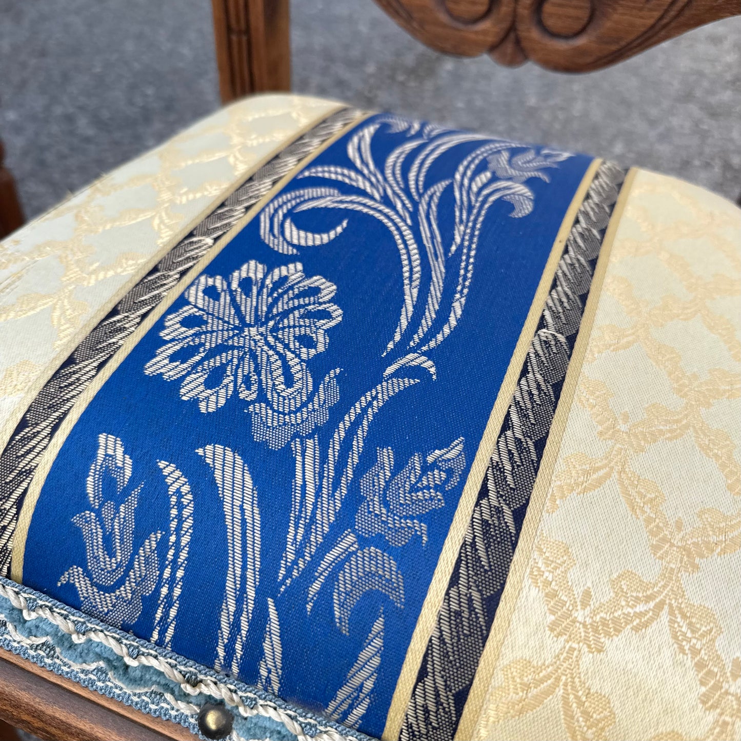 Gründerzeit Stühle blau