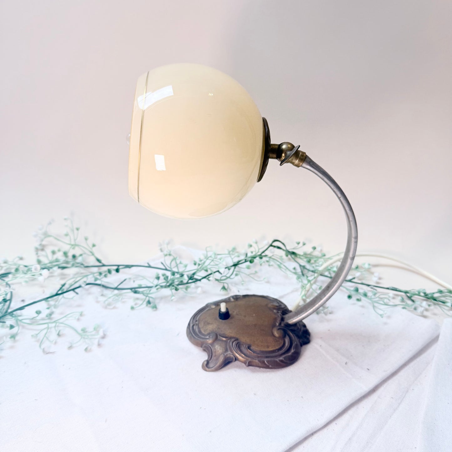 Tischlampe schwenkbar