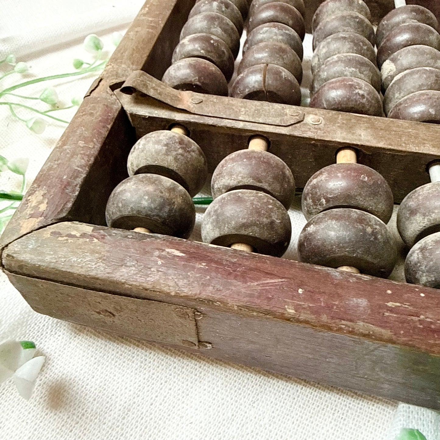 Antiker Rechenschieber aus Holz