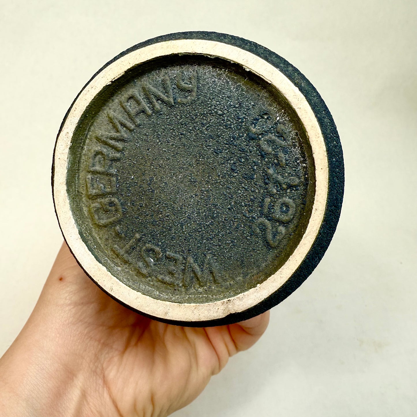 Krug schwarz gelb