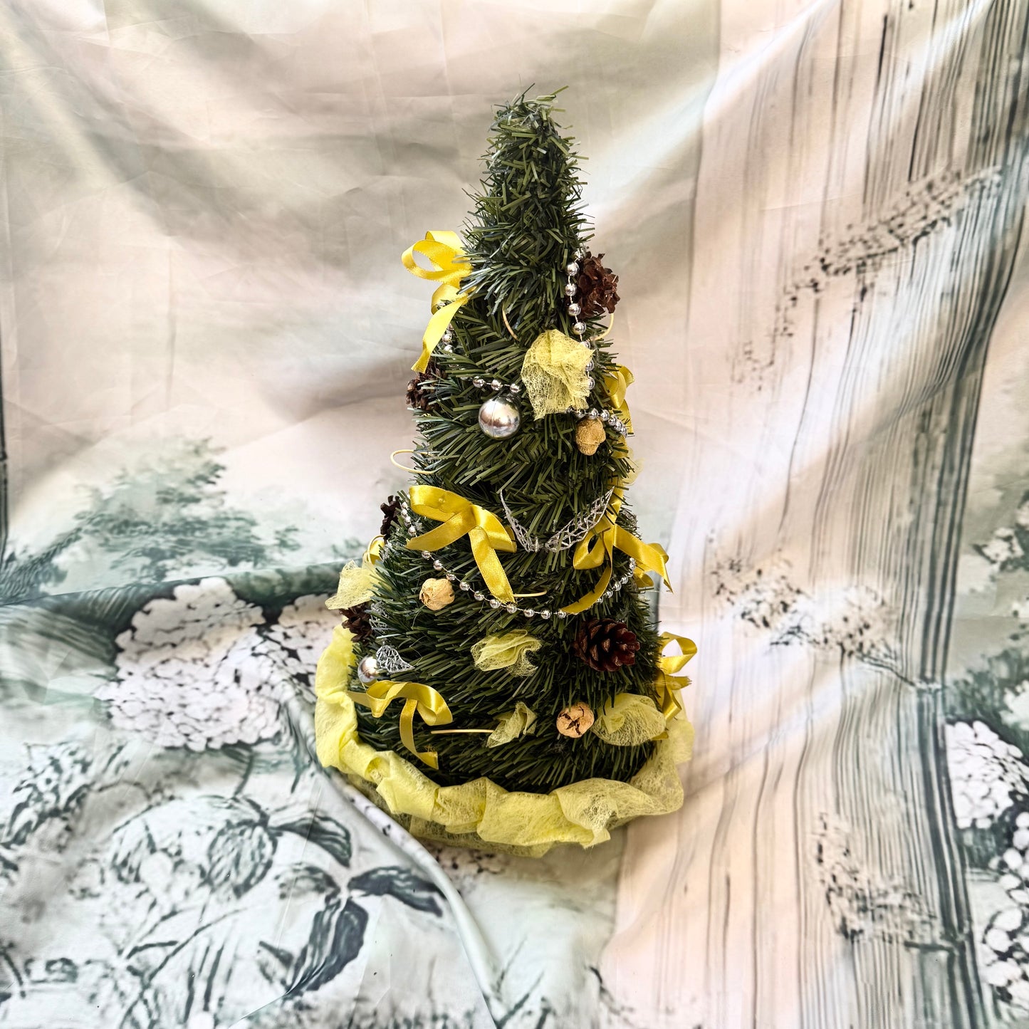 Weihnachtsbaum gelb
