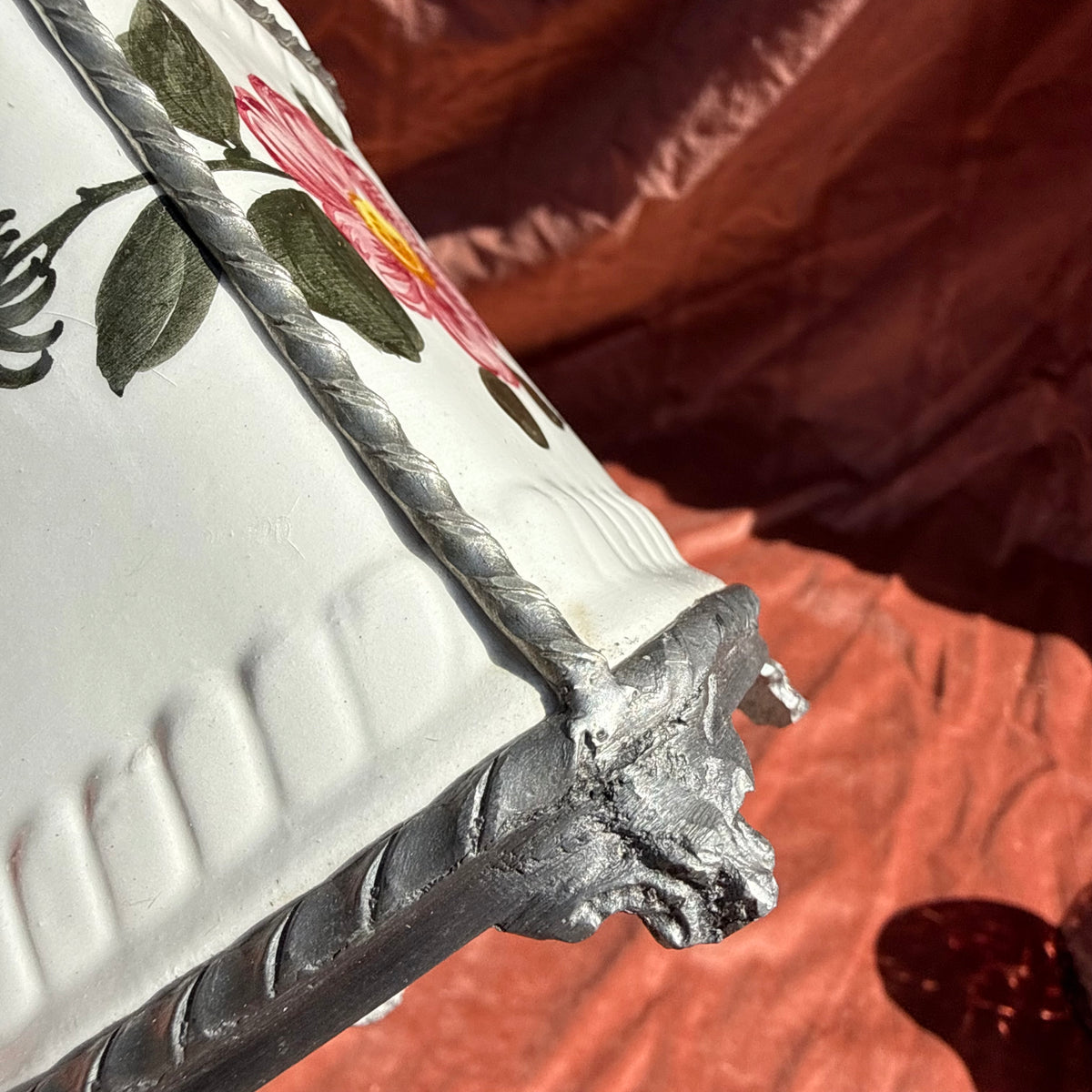Zuckerdose in Zinngeflecht