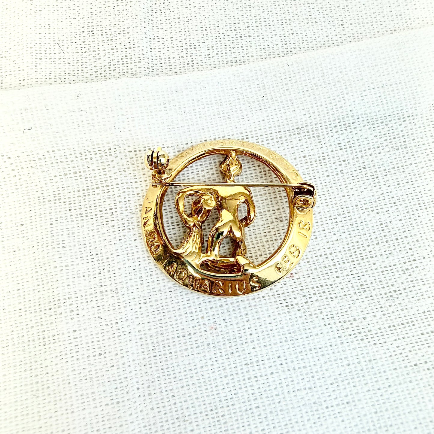 Trifari Sternzeichen Brosche Wassermann
