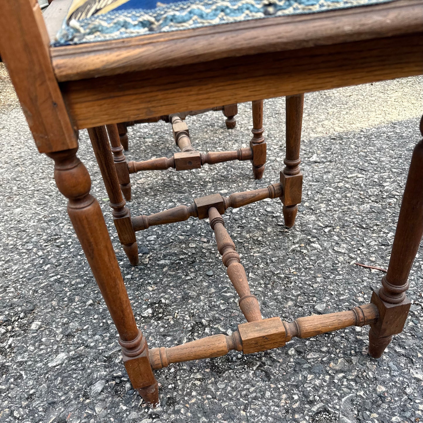 Gründerzeit Stühle blau