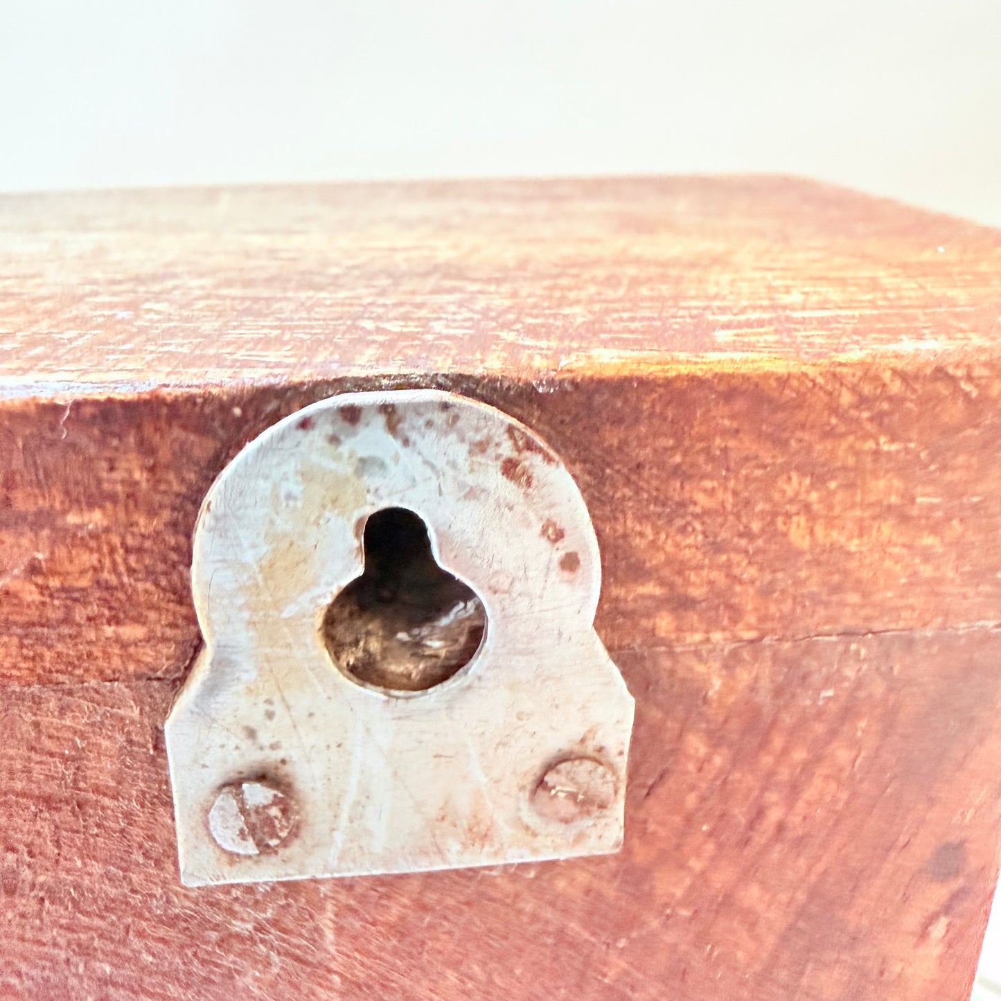 Holzregal Sterne