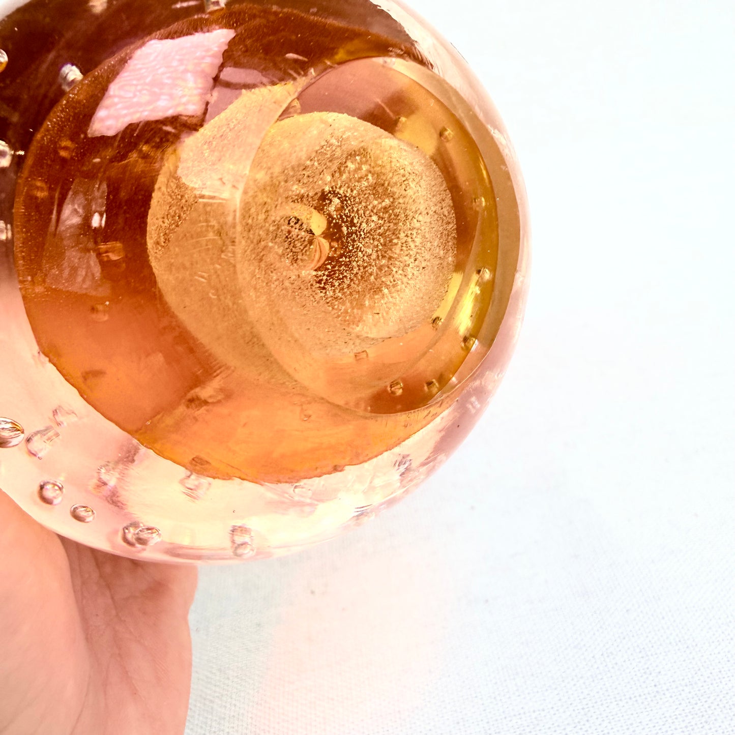 Briefbeschwerer orange