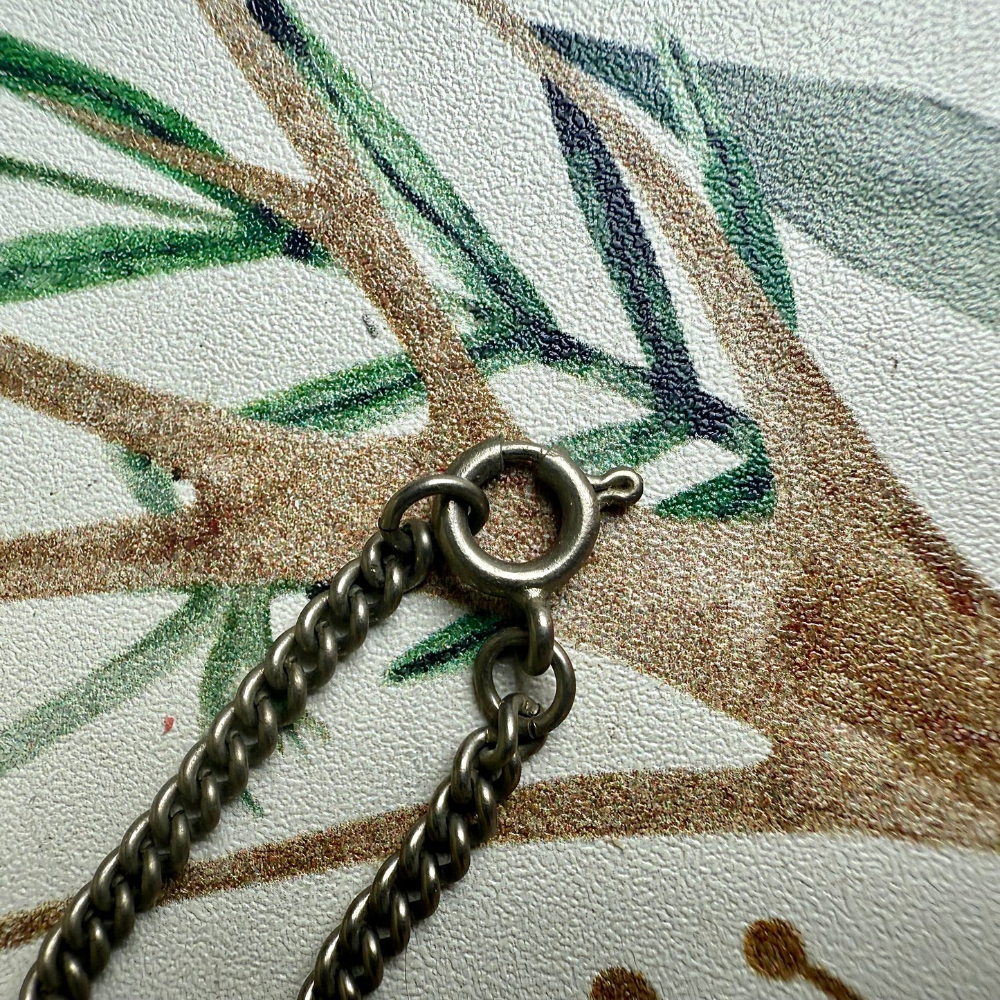 Halskette Rose gestickt