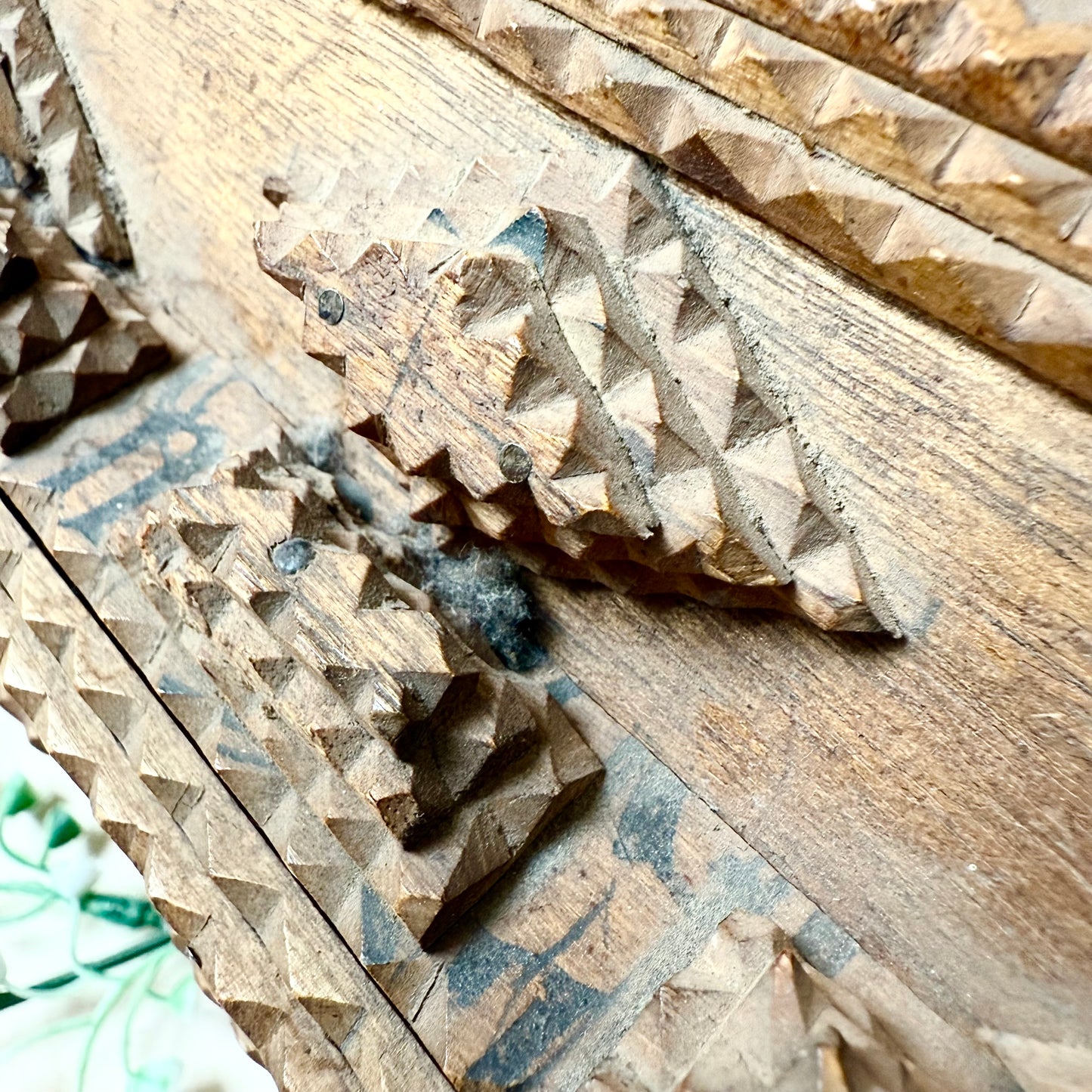 Tramp Art Box Schrift