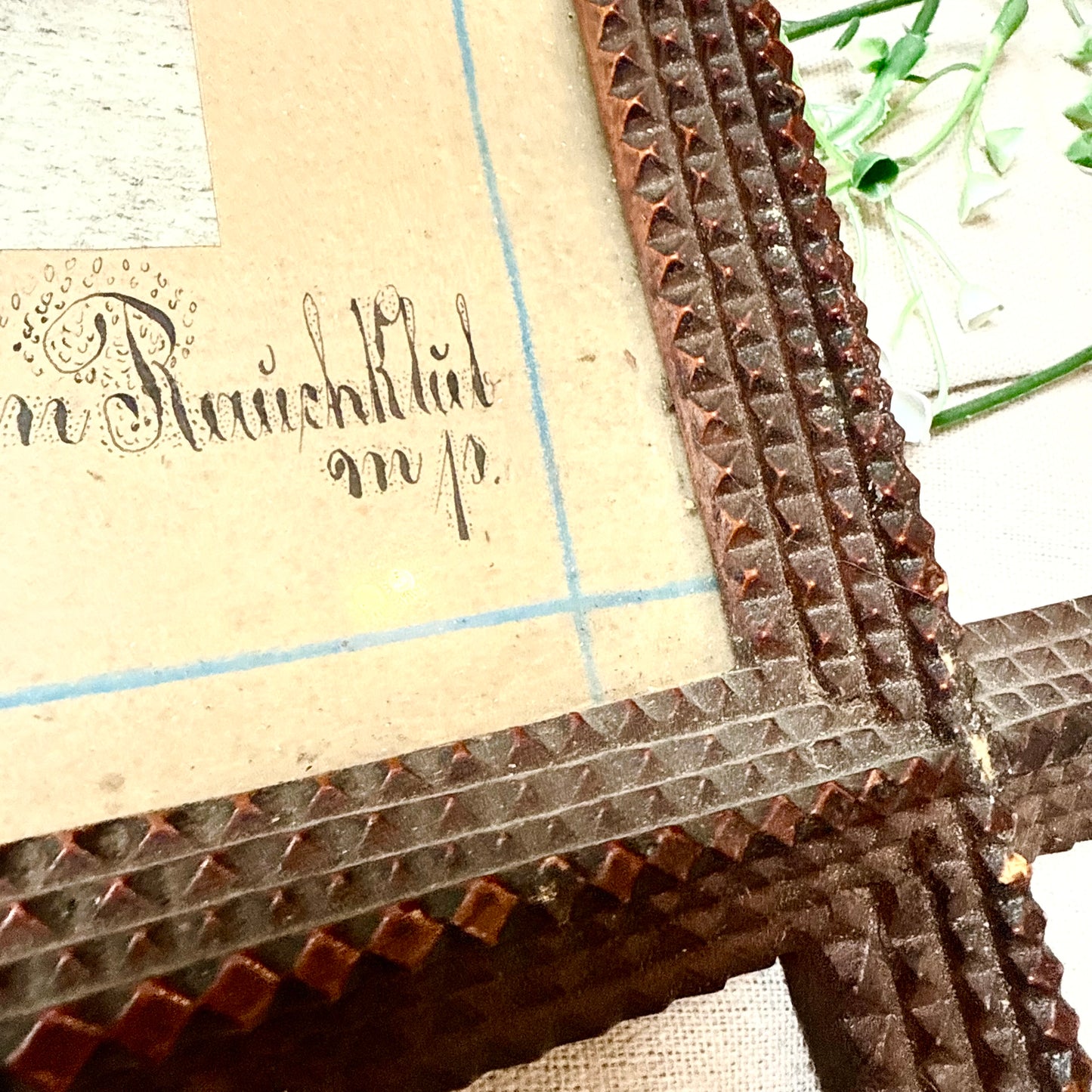 Tramp Art Rahmen mit Perlmutt