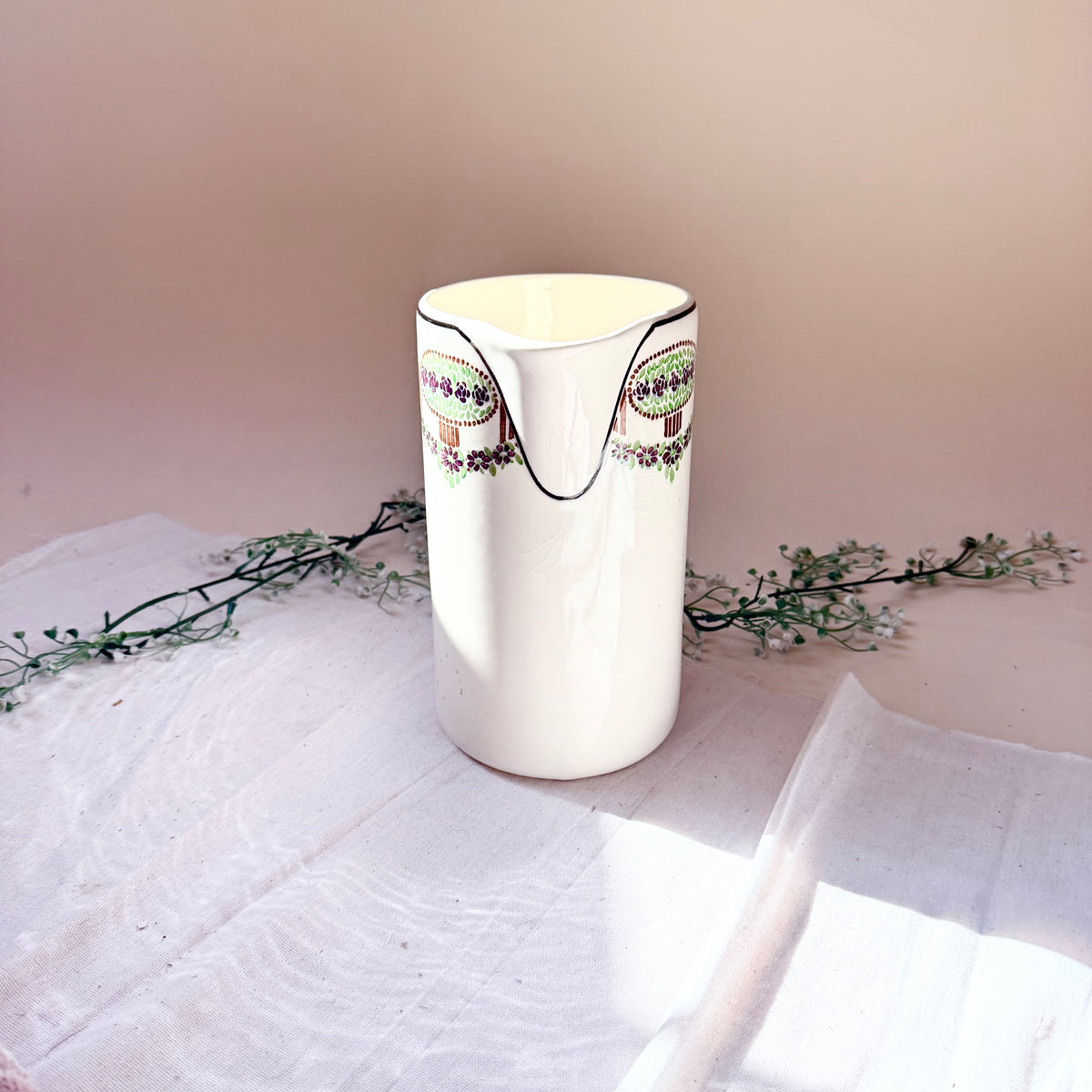 Großer Art Déco Krug