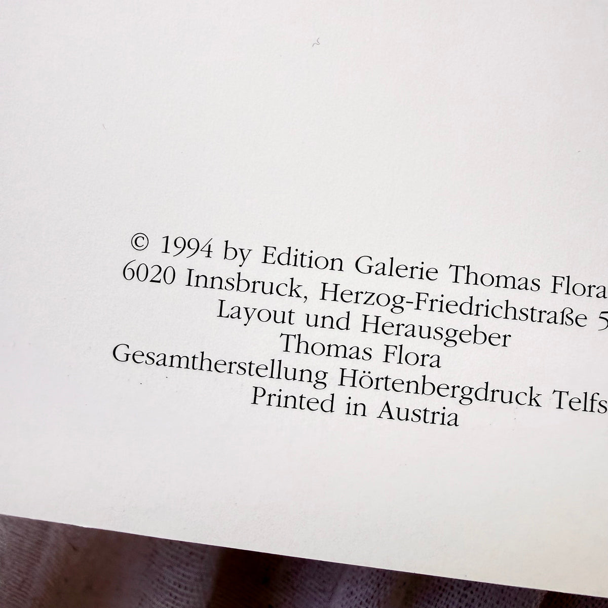 Signiertes Paul Flora Buch