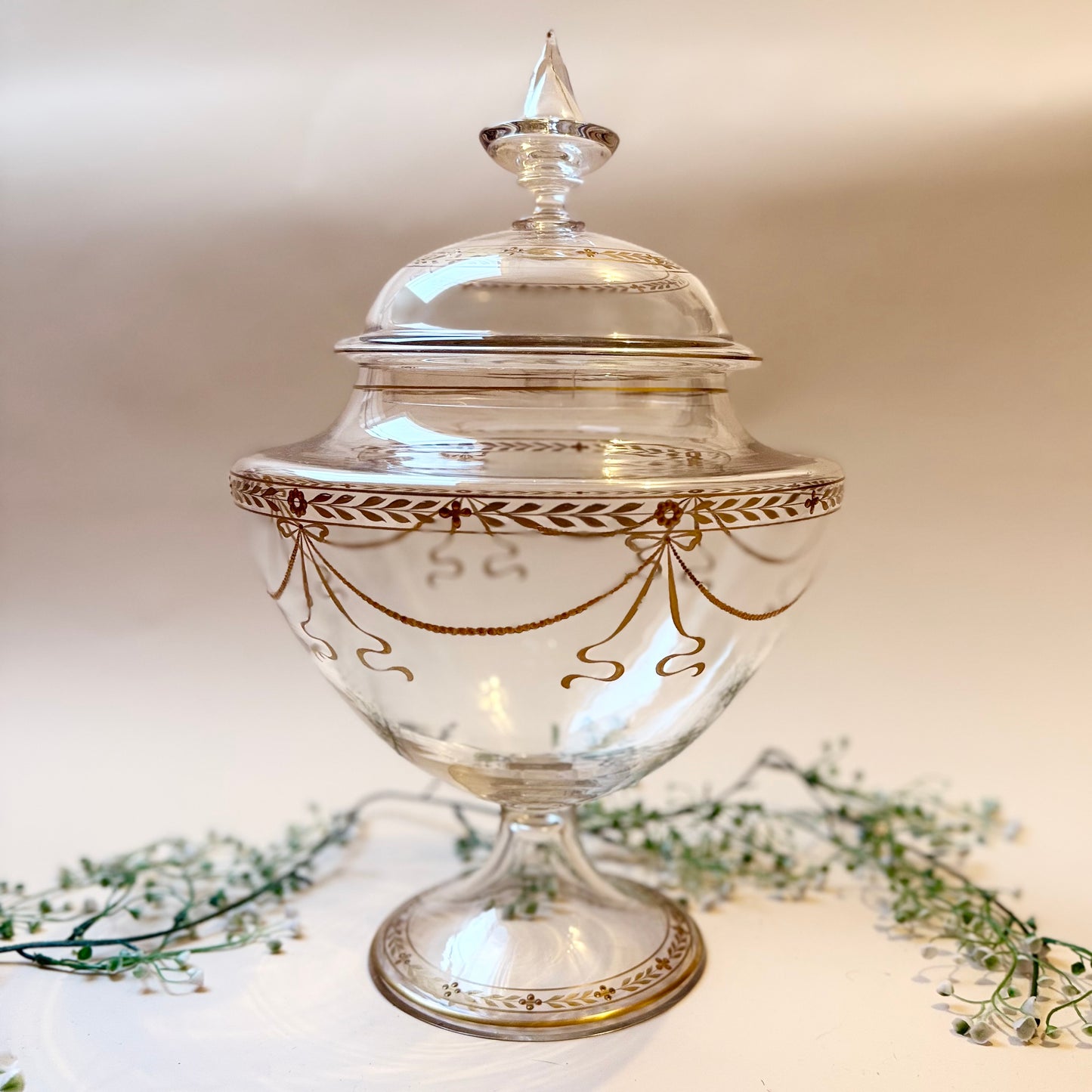 Jugendstil Glasbowle