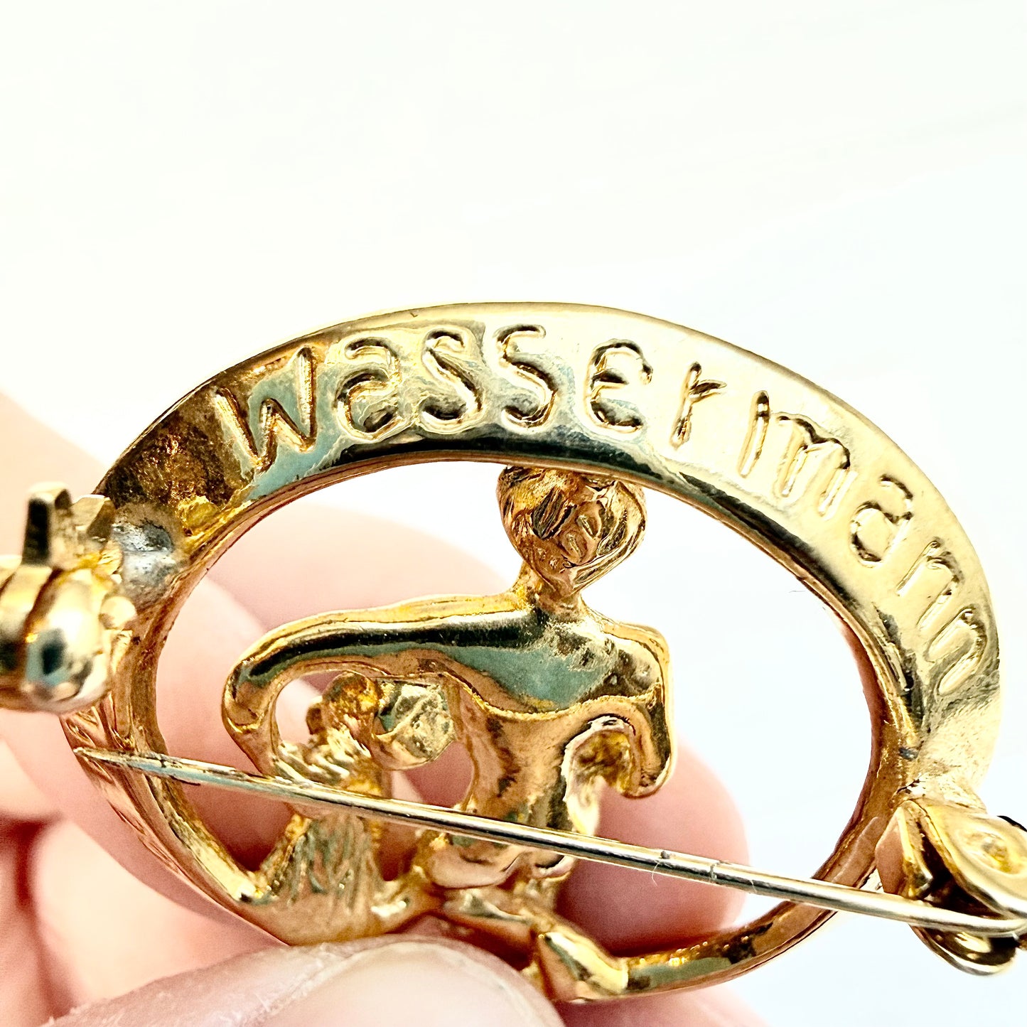 Trifari Sternzeichen Brosche Wassermann