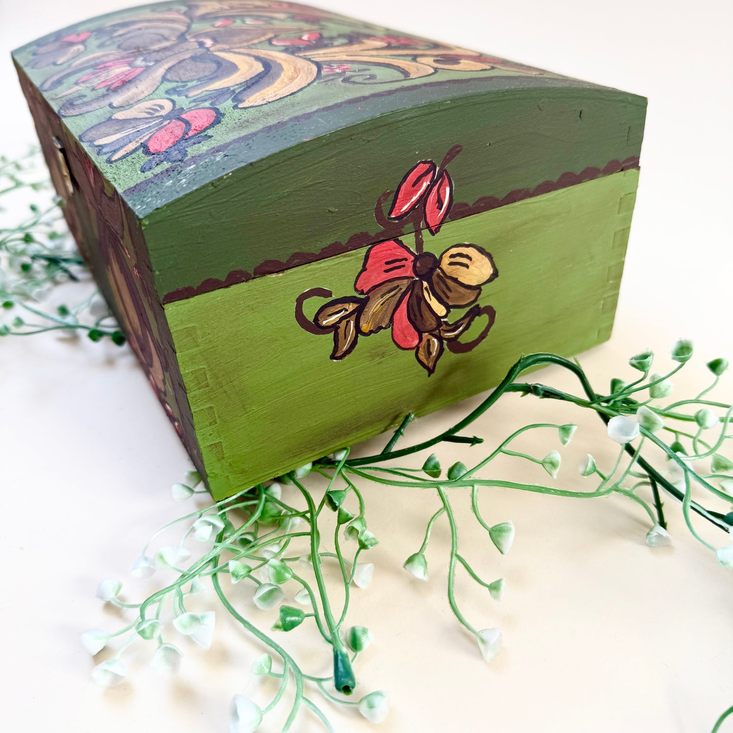 Holzbox handbemalt