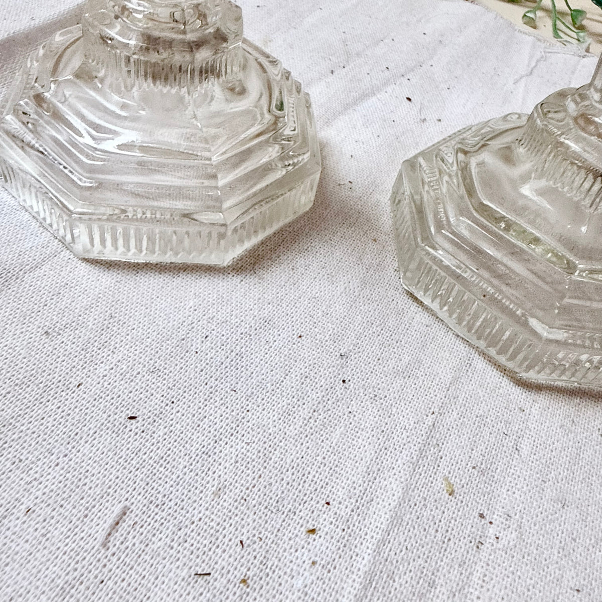 Paar Glas Kerzenständer
