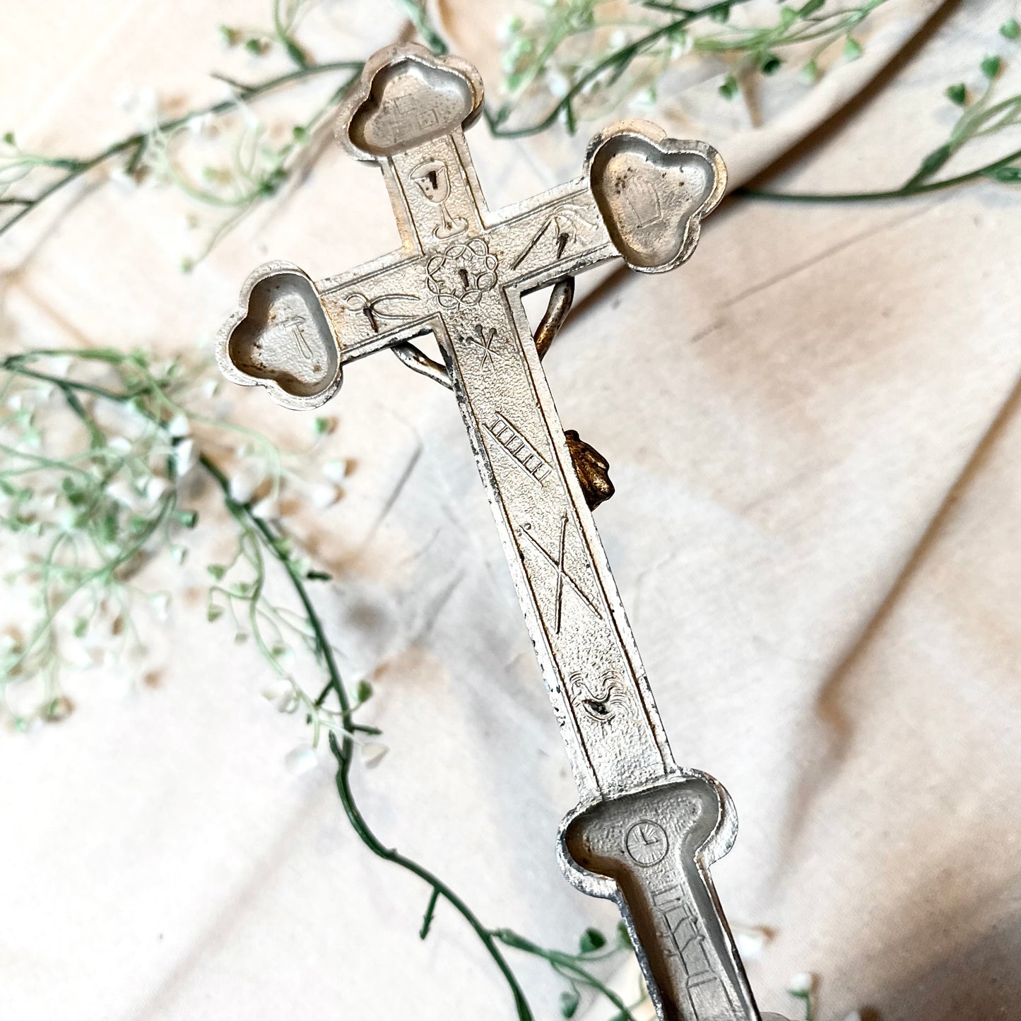 Kreuz Holz Metall antik