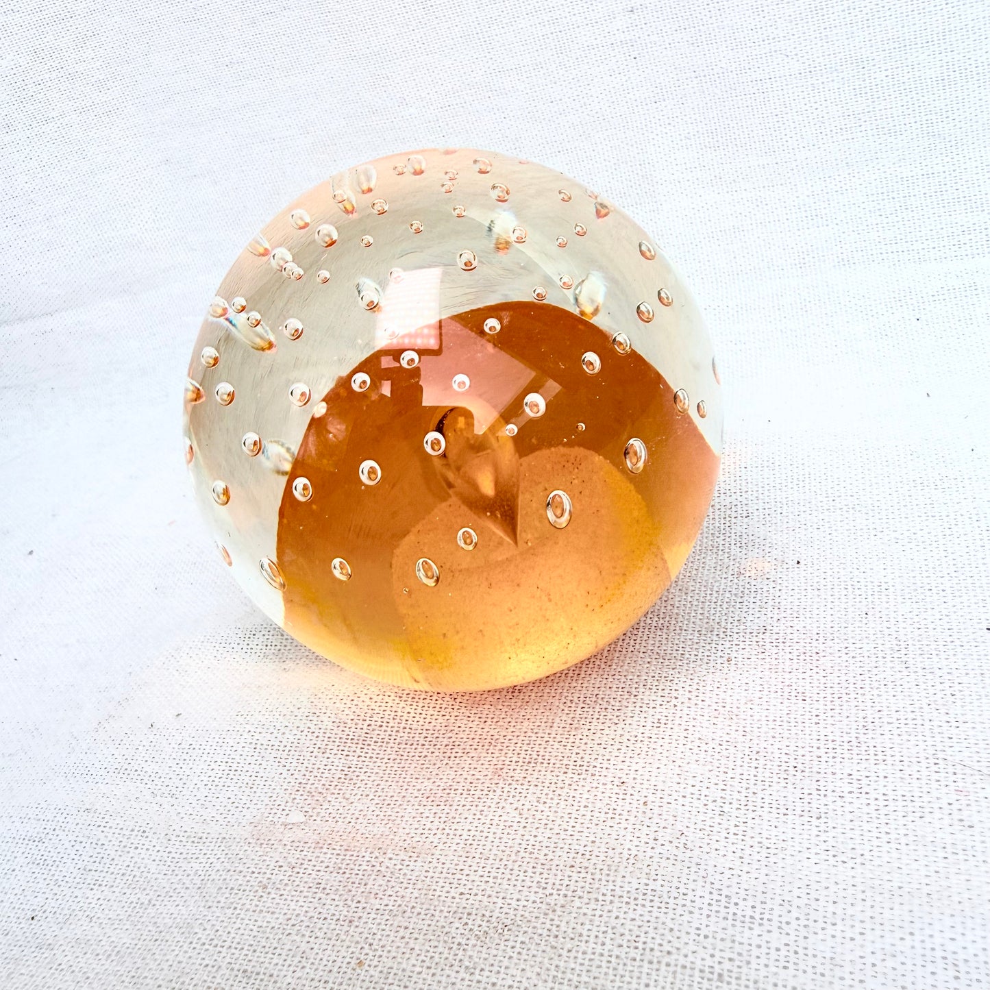 Briefbeschwerer orange