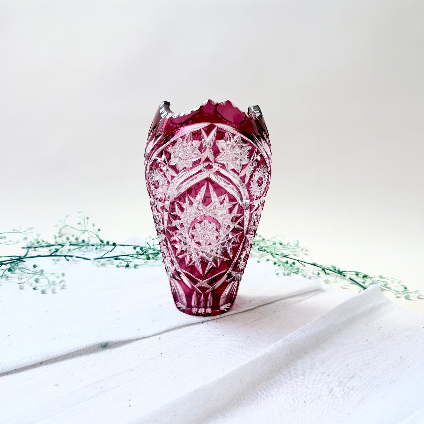 Vase Überfangglas rot
