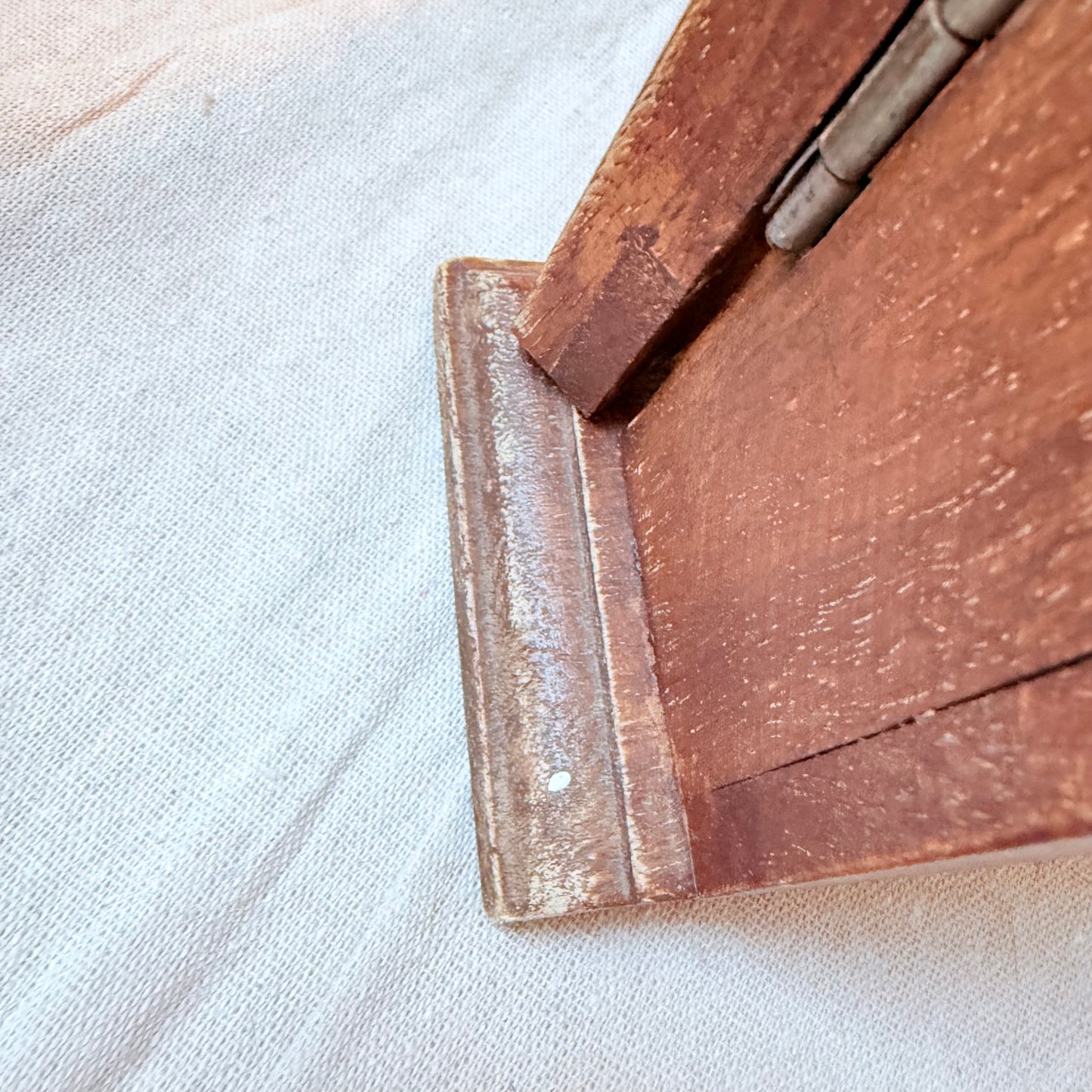 Holzregal Sterne