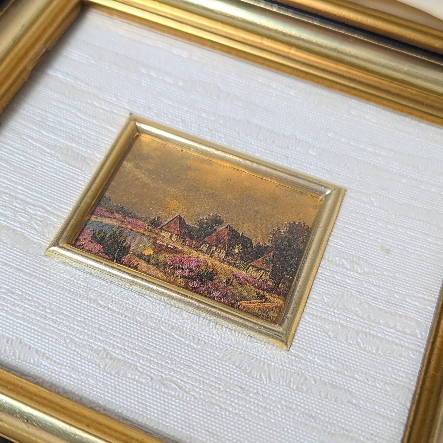 Lithograph on gold foil