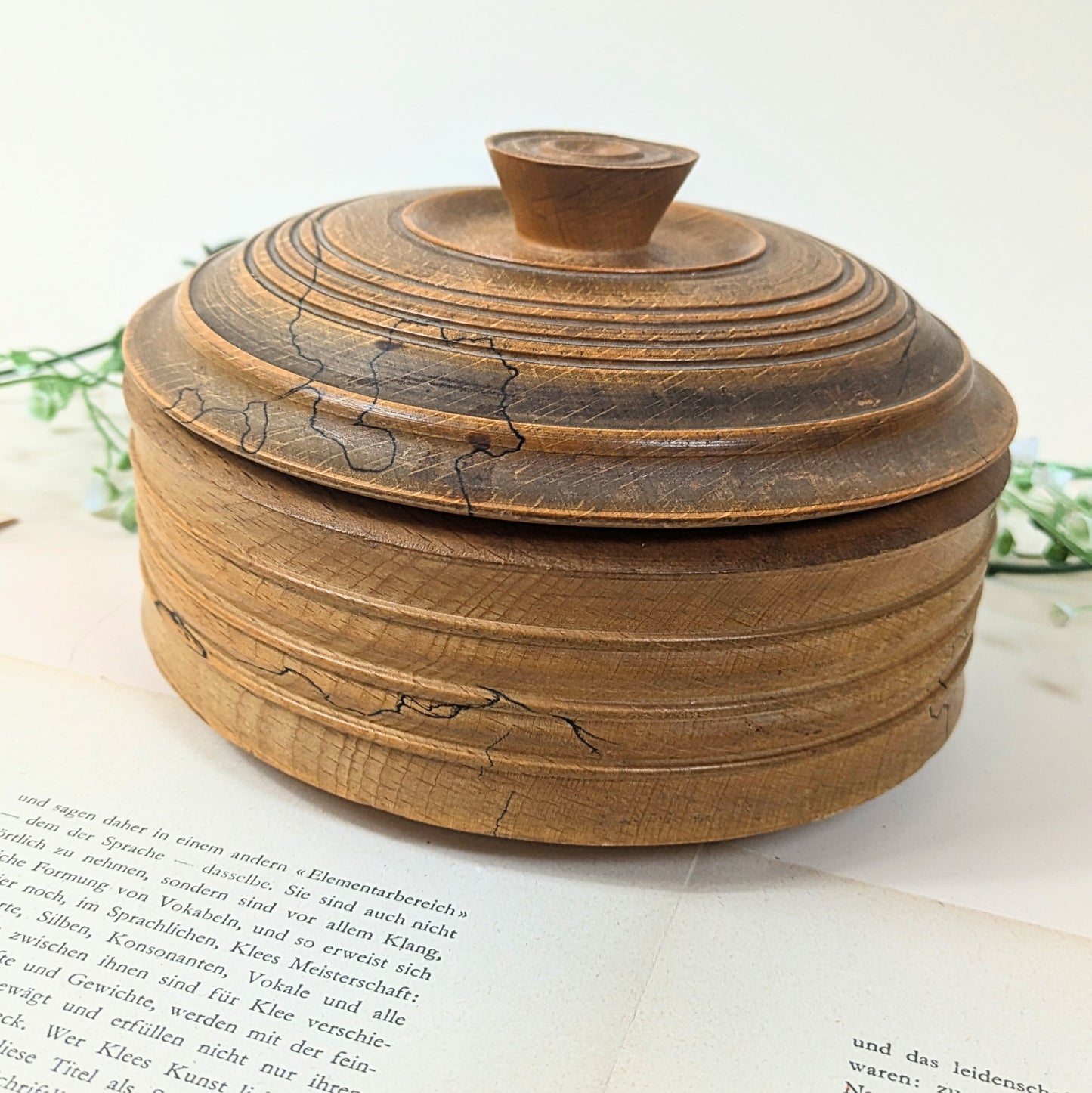 Boîte en bois avec grain