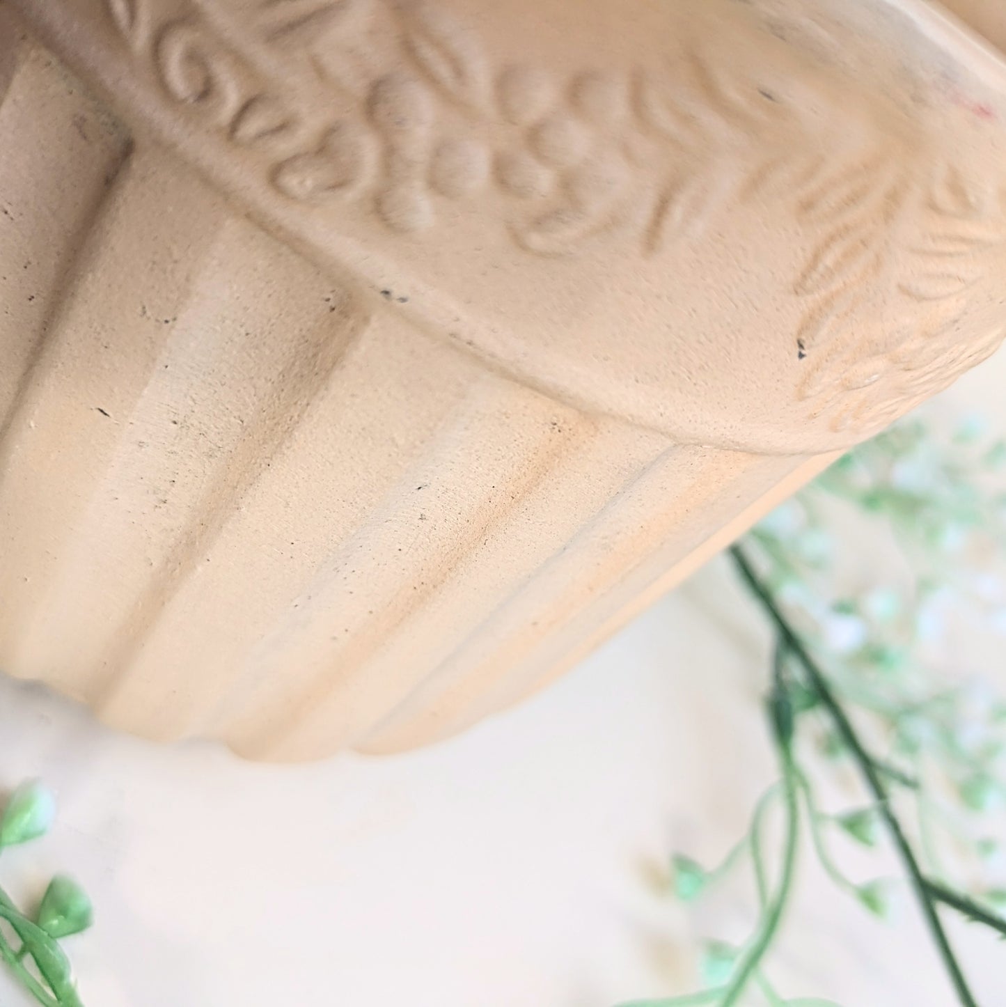 Mediterranean flowerpot