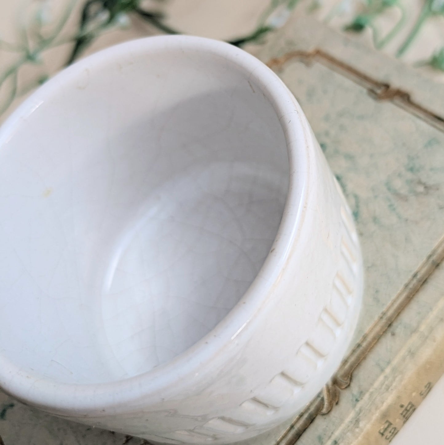 Bol en céramique blanche