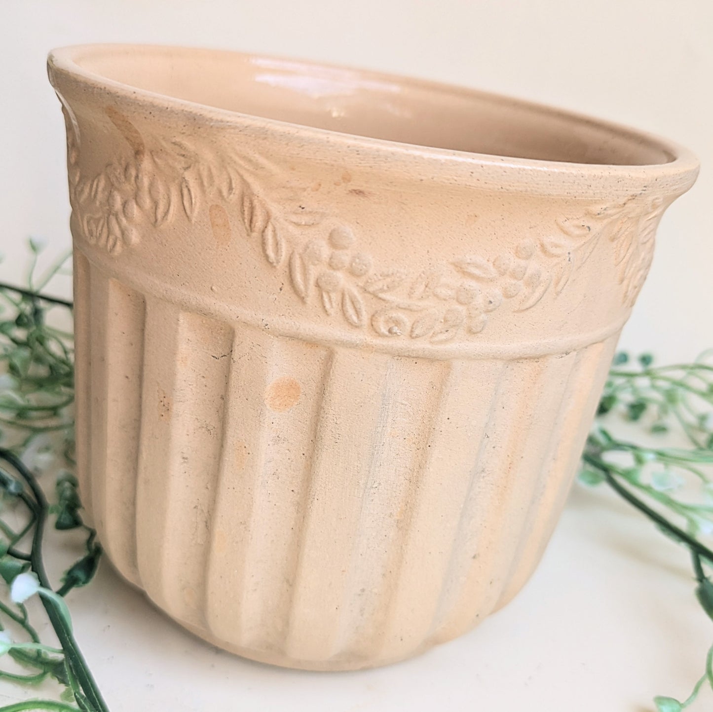 Mediterranean flowerpot