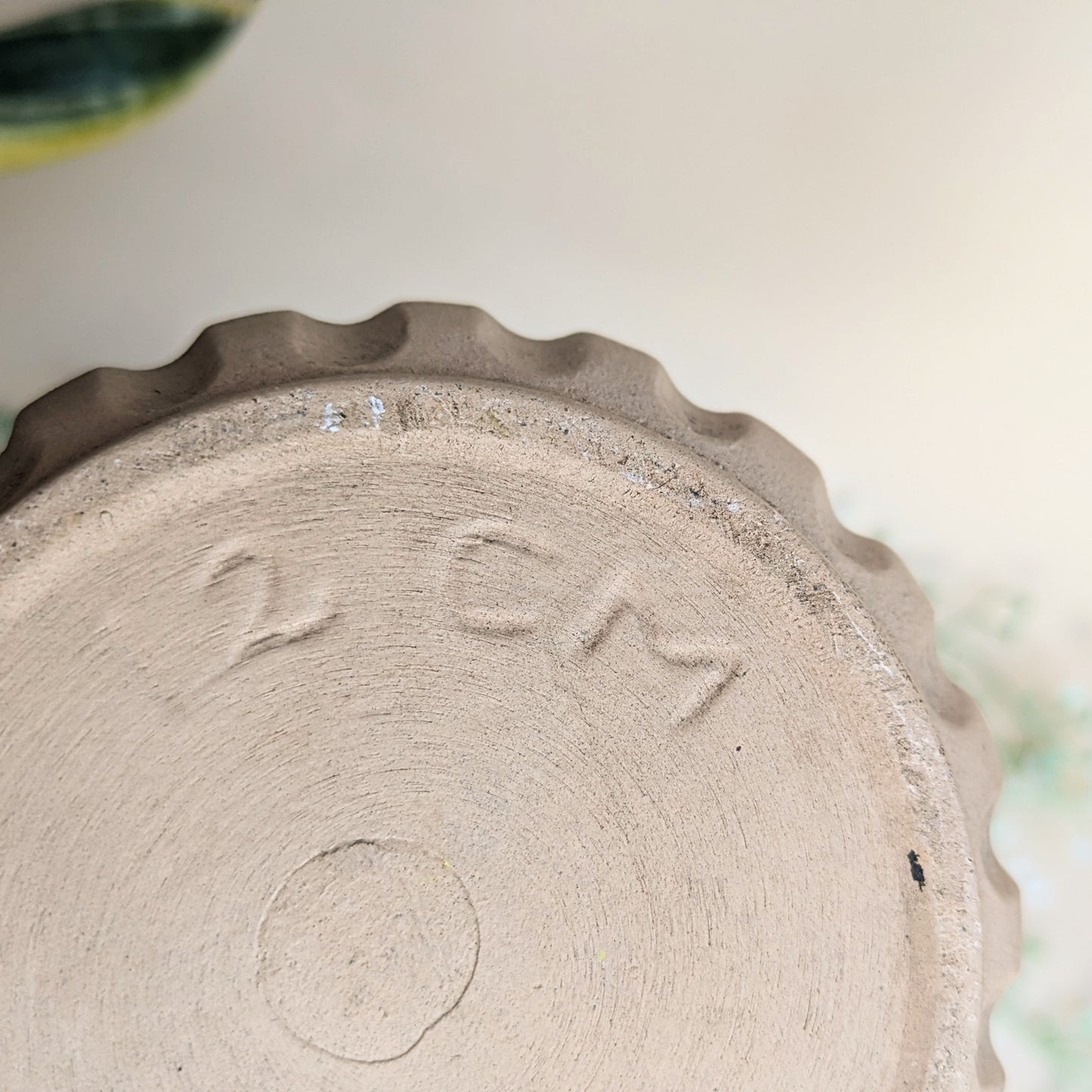 Mediterranean flowerpot