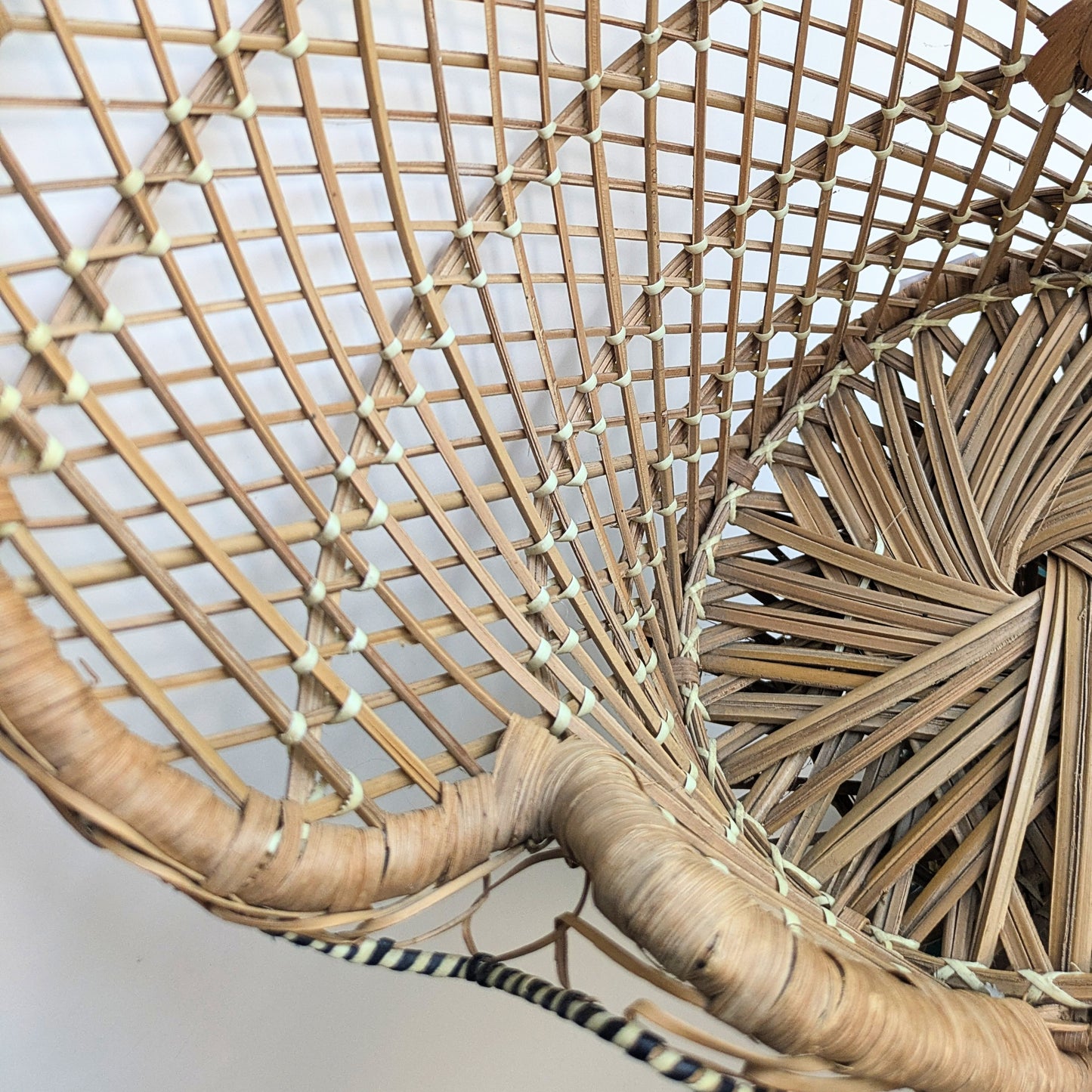 Peacock chair plant stool