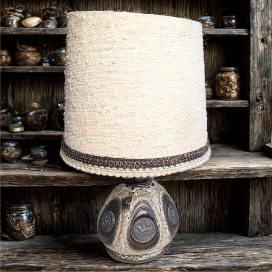 Table lamp coins